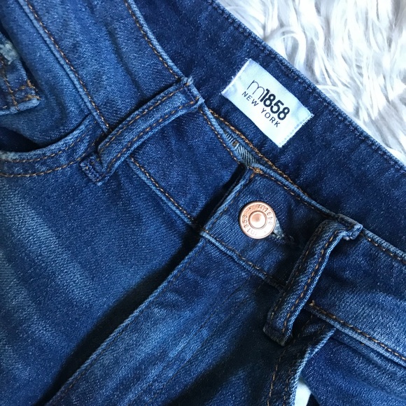 Women Highrise denim slim straight jeans - Picture 3 of 6